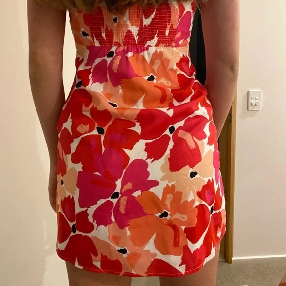 Universal store halter dress! (Still available) - Picture 3 of 5